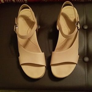 Dansko wedges